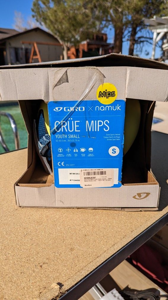 $50 GIRO CRUE MIPS YOUTH SMALL SNOWBOARD HELMET