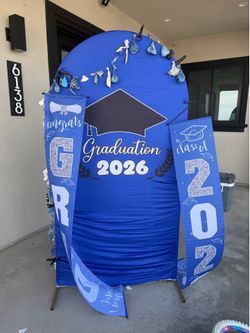 Graduation decorations