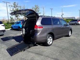 2014 Toyota Sienna