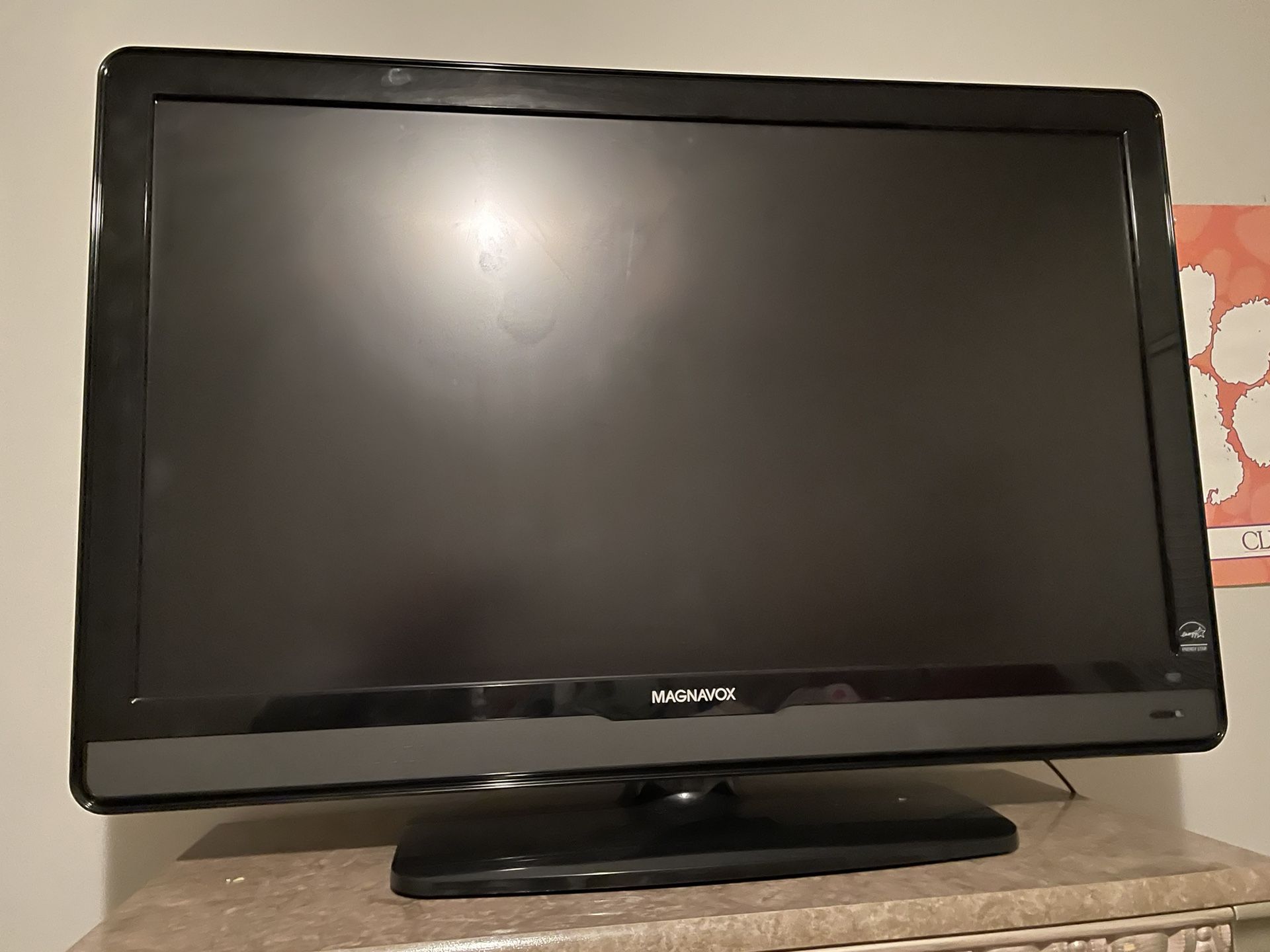 Magnavox, 42 Inches