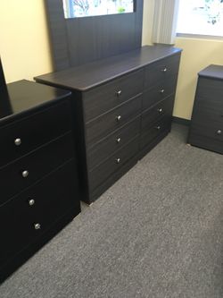 Dresser delivery