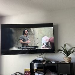 TV Samsung 60” Crystal 4K Smart UHD