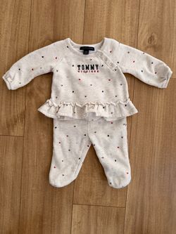 Tommy Hilfiger Baby Girl 2-Piece Set
