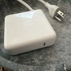 Apple MacBook Charger / Power Adapter (Original Apple)