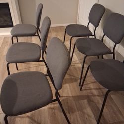 7 Chairs