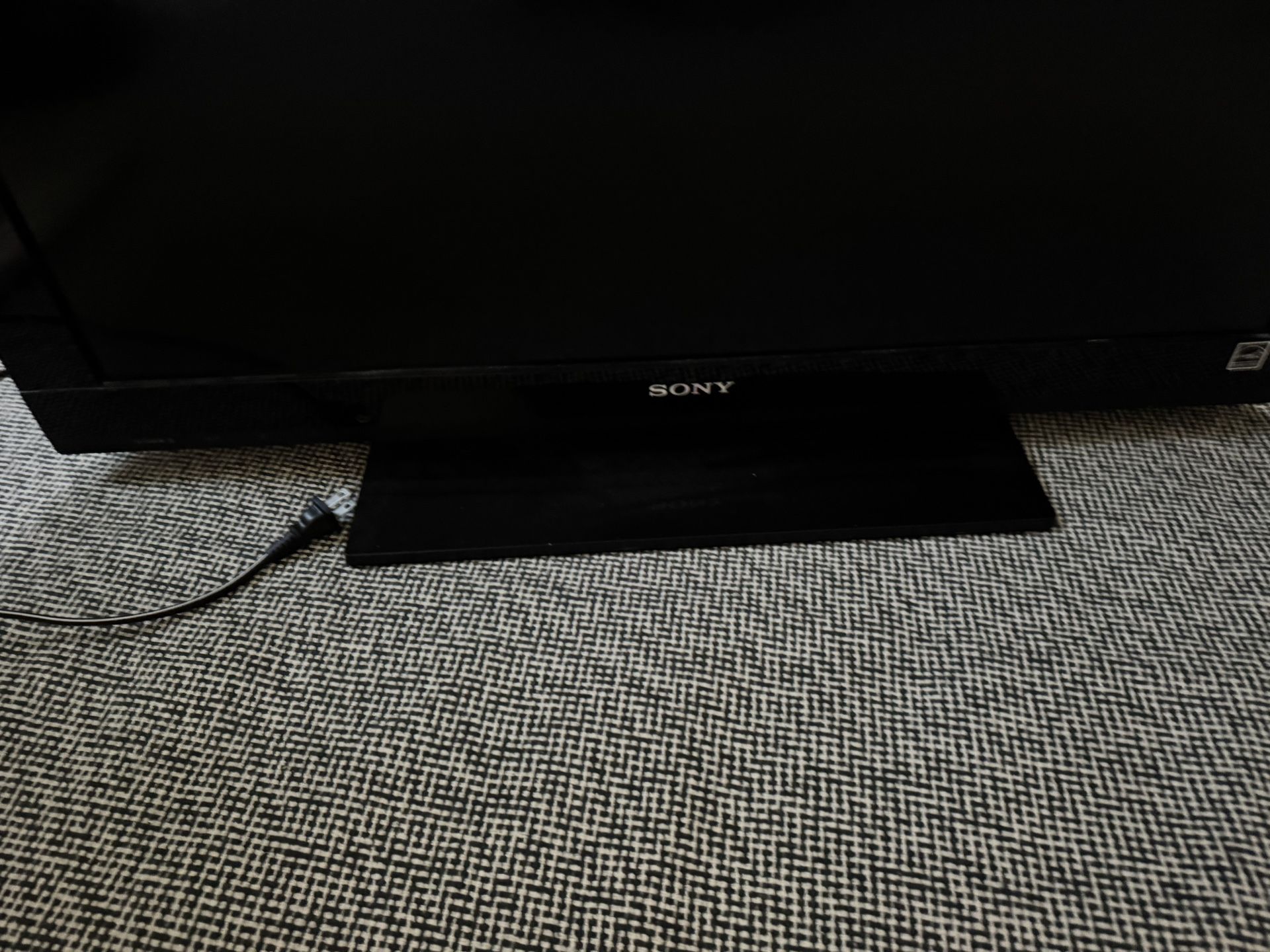 Sony 32 Inch Monitor