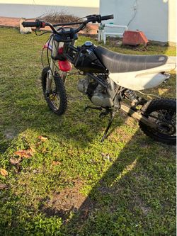 RfZ 125 four speed manual dirtbike