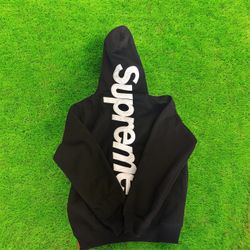 Supreme hoodie