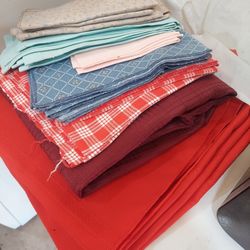 Table Clothes And Nepkins 