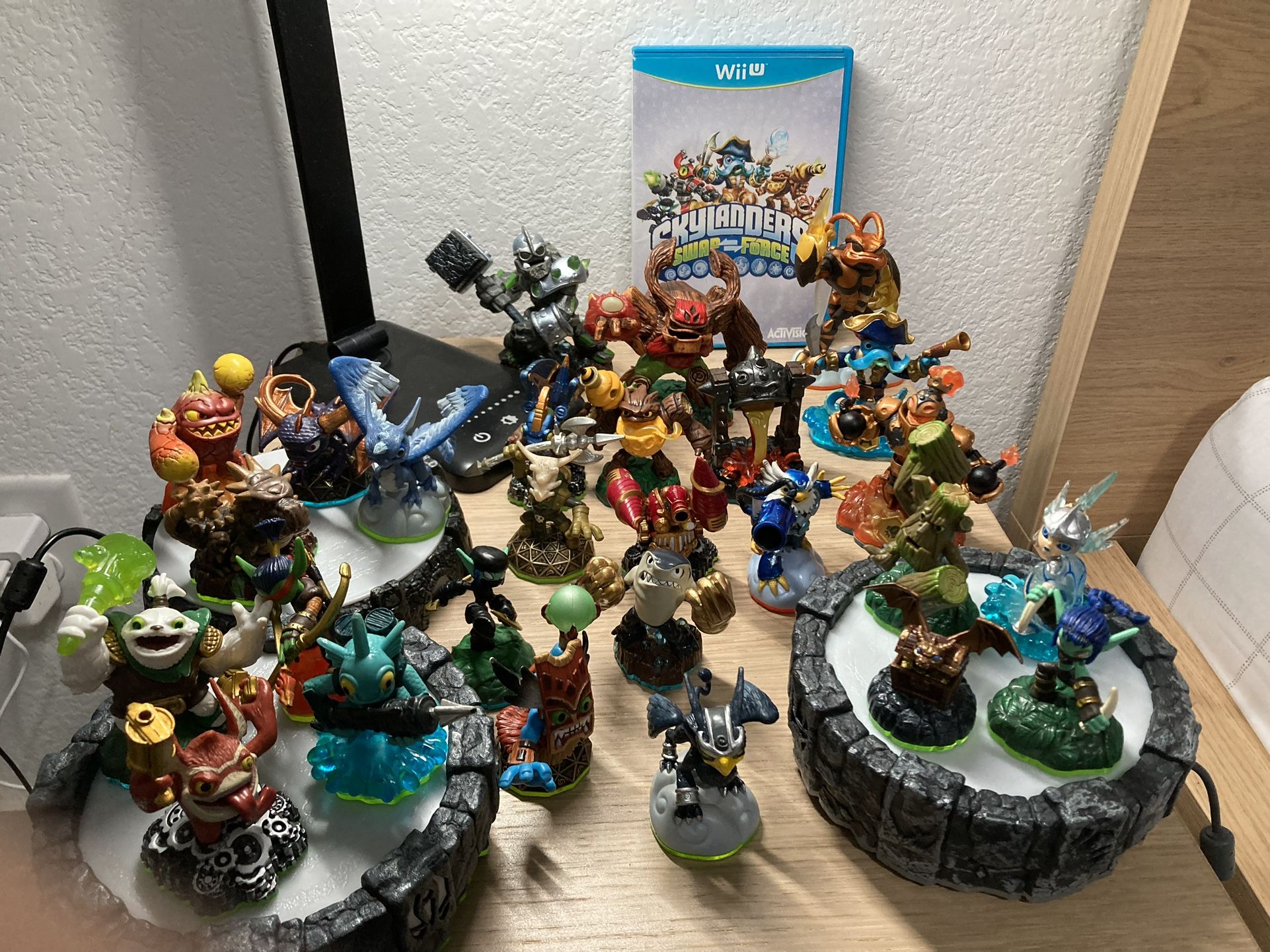 Skylanders Bundle With Game For Nintendo Wii U