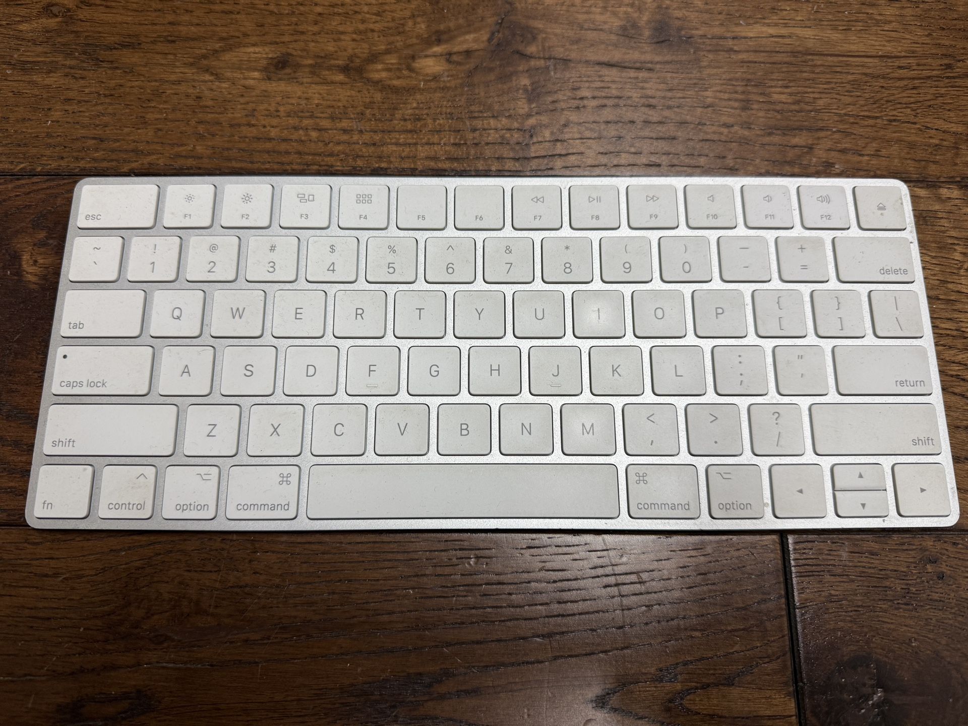 Apple Keyboard