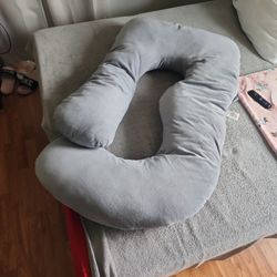 Pregnancy Pillow