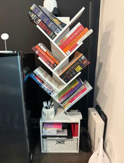 6-Tier Tree Modern Bookshelf + Various Books