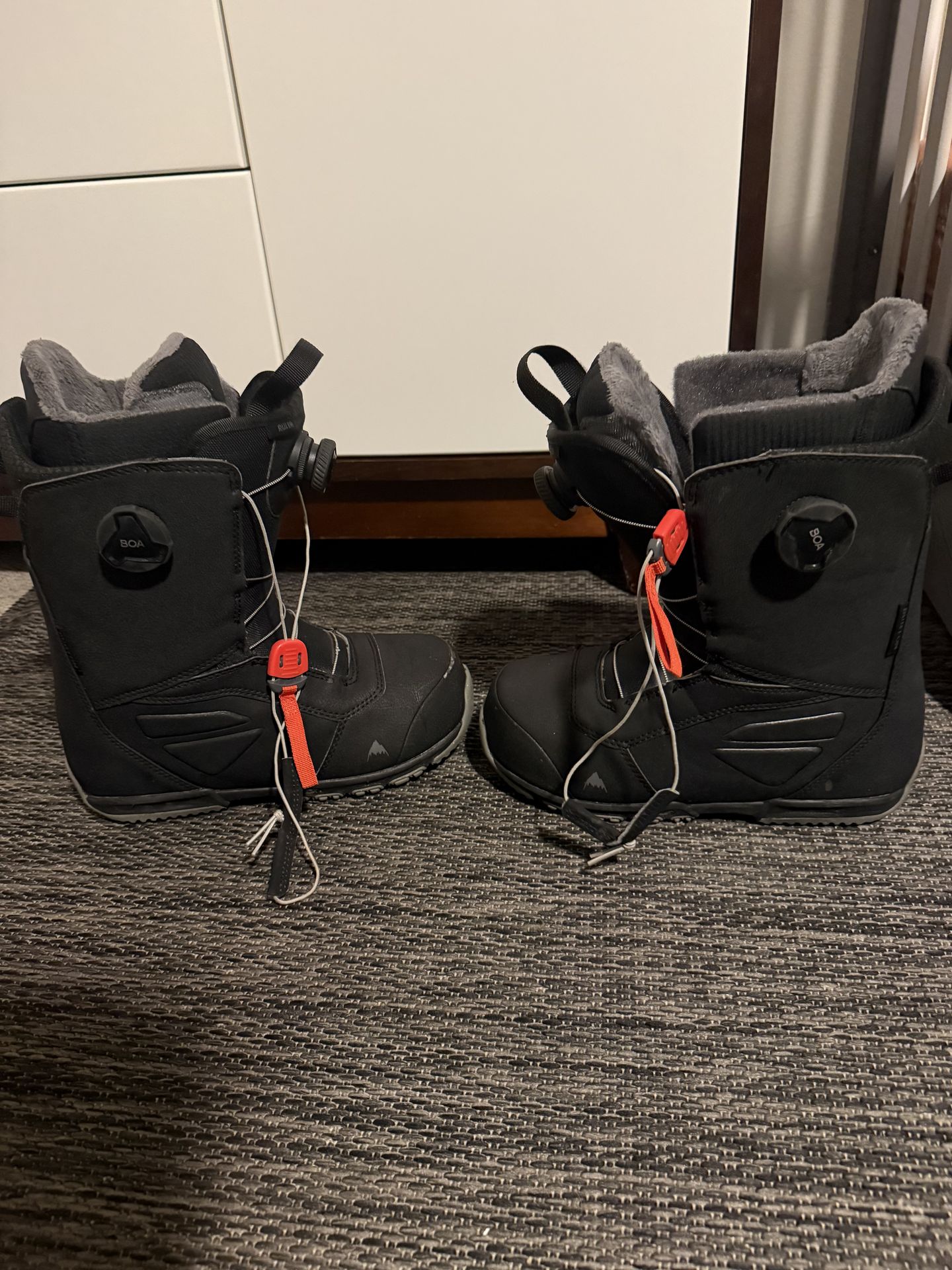 Burton Ruler Snowboard boots size 8