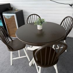 Farmhouse Wood Table And Chairs 