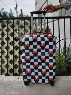 BioWorld DISNEY Travel Luggage                       Minnie Mouse Checked Striped Red