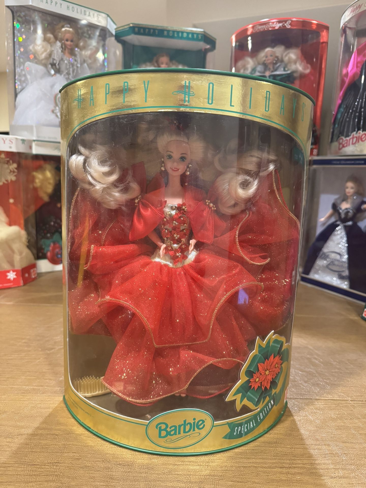 Happy Holidays Special Edition 1993 Barbie Doll NIB. I Have More! Lets Talk!