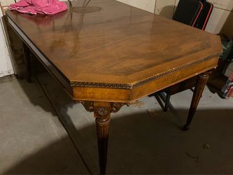 King Louis style dining table with four chairs