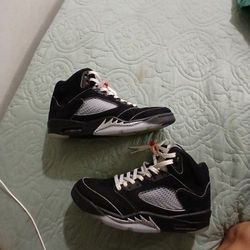 Jordan 5 Black Metallic Size 10
