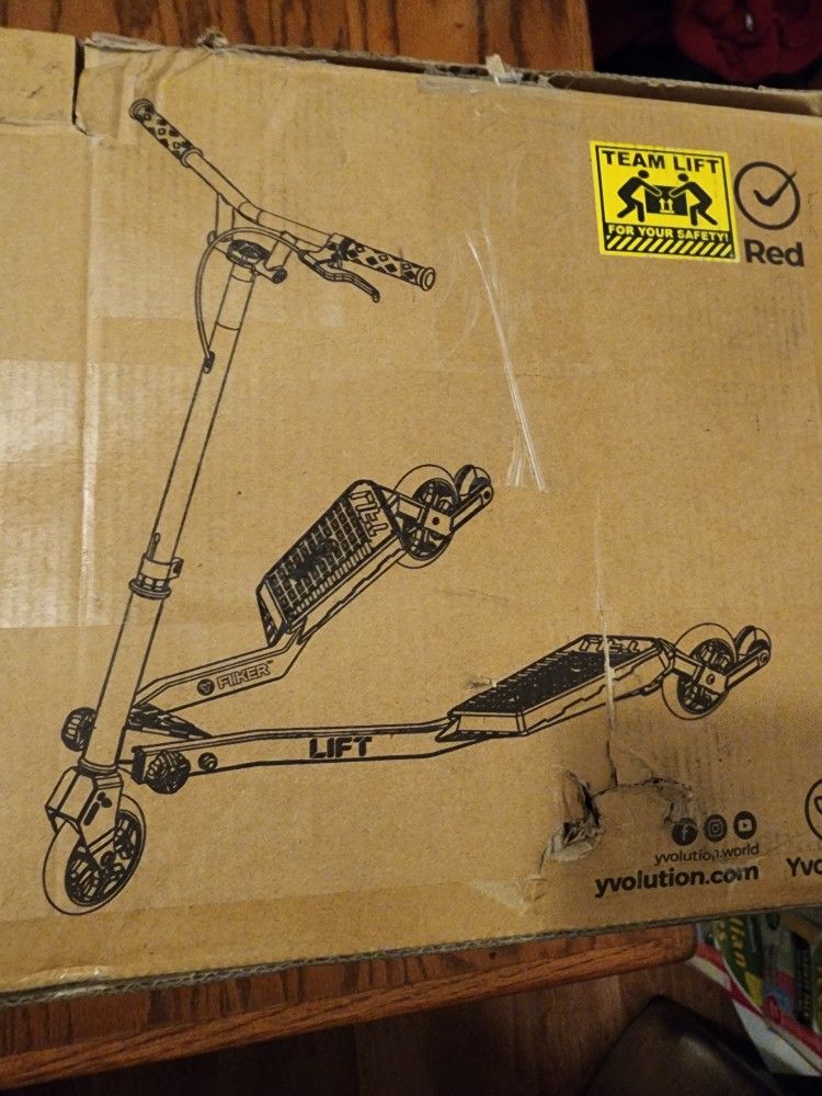 Yvolution Y Fliker Lift L3 Scooter