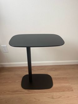C Shaped End Table - Modern Black Metal Iron Base - Narrow Side Coffee Laptop Table