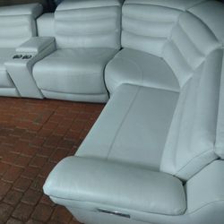 SECTIONAL GENUINE LEATHER RECLINER ELECTRIC WHITE COLOR... DELIVERY SERVICE AVAILABLE 💥✅🚚
