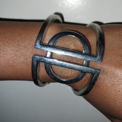 Silver Closed Cuff Bracelet 