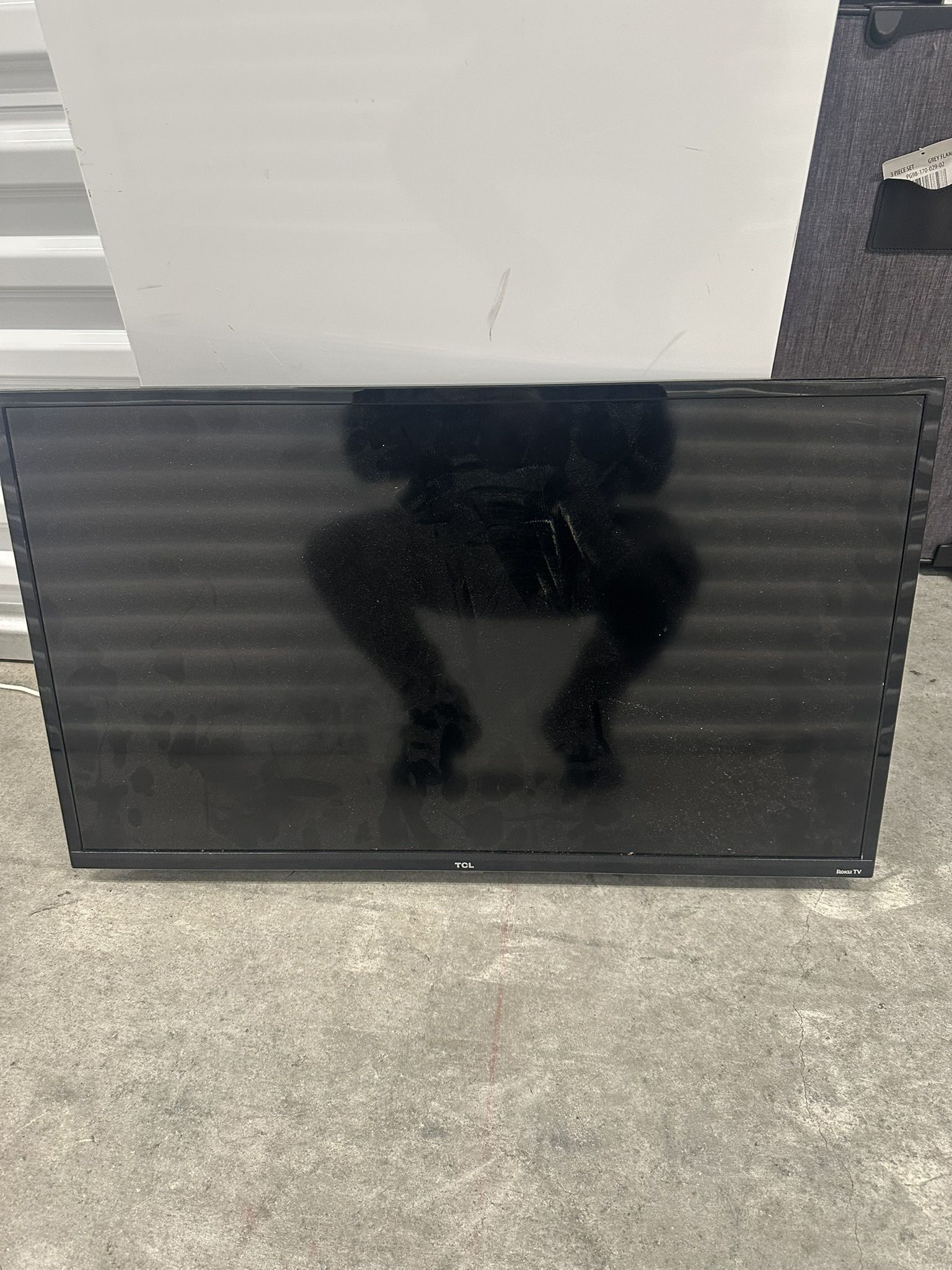 45inch TCL Roku Tv For Sale