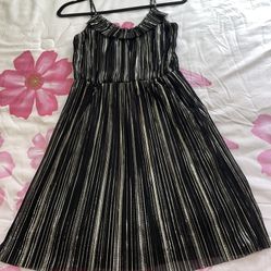 19 Cooper Dress 👗 For Girls Size 12-14 Good Conditions Used Once 