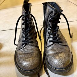 Girl Dr. Martin Boots