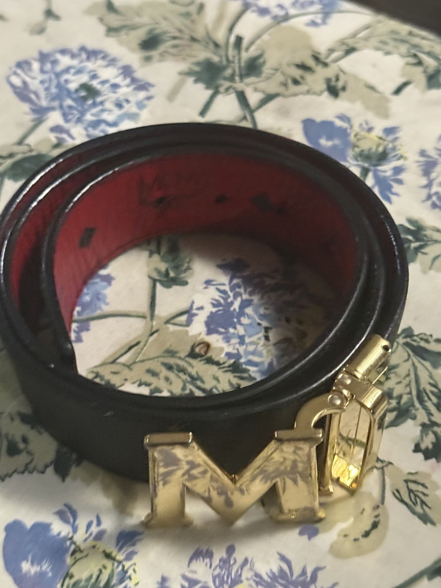Mcm Belt Flip Around Red And Black