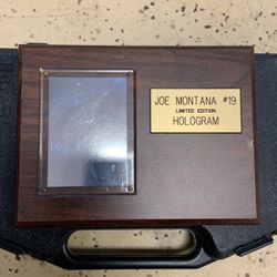 Joe Montana #19 Hologram Card