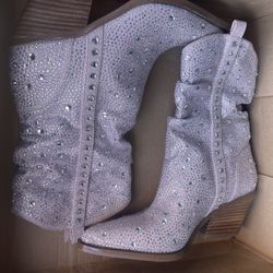 NIB Cowgirl boots