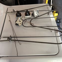 FRIGIDAIRE GLASS TOP STOVE OVEN TOP AND BOTTOM AND OTHER PARTS