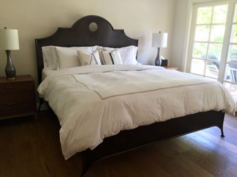 Restoration hardware keyhole bed discount