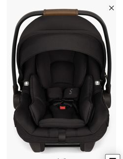 Nuna Infant Car Seat And Bases