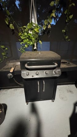 Charbroil grill