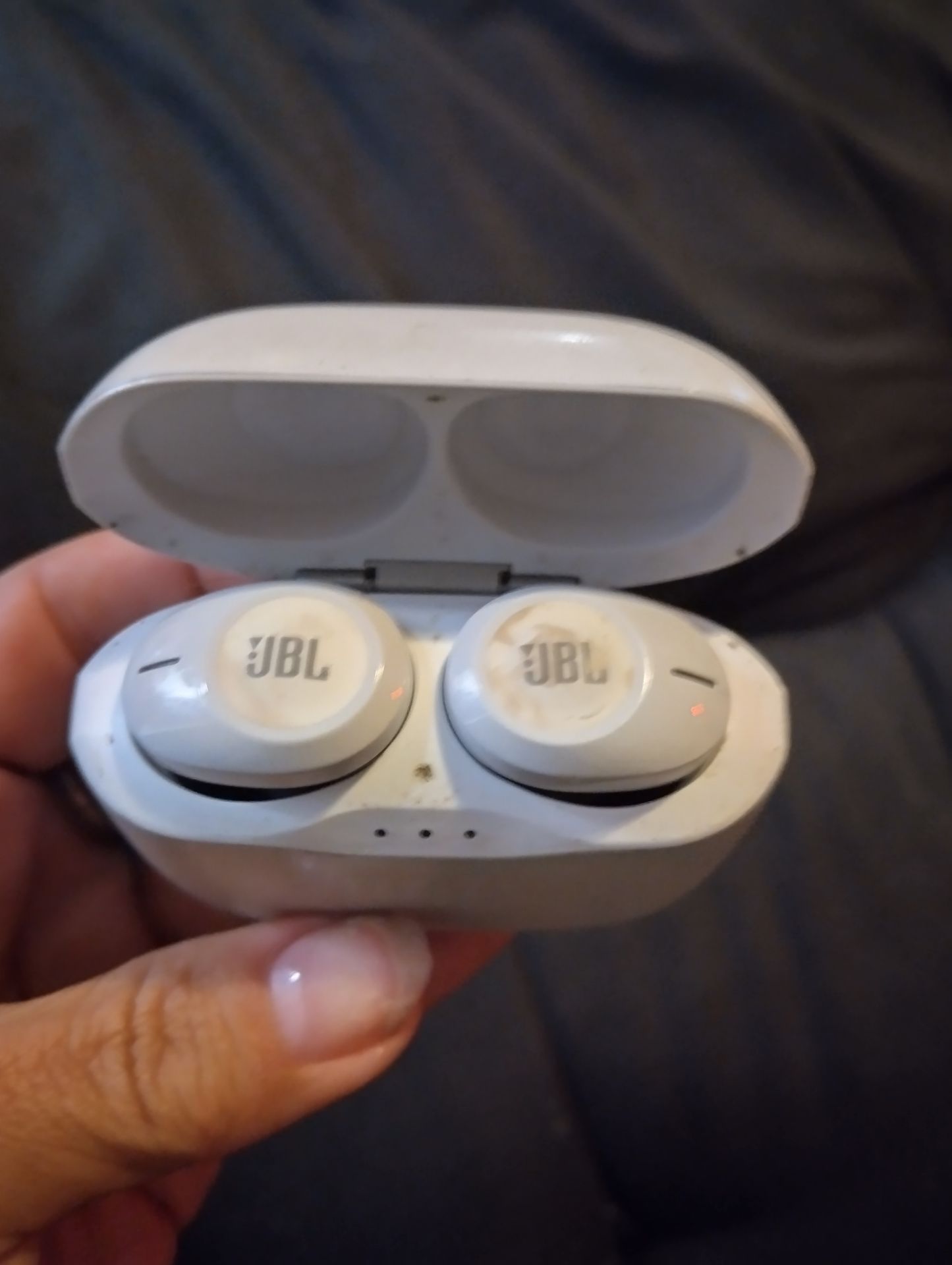 JBL Truly Wireless In-Ear Headphones White