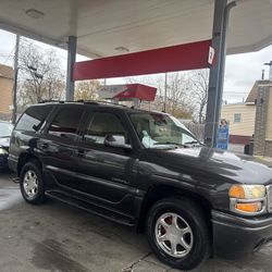 2004 GMC Yukon
