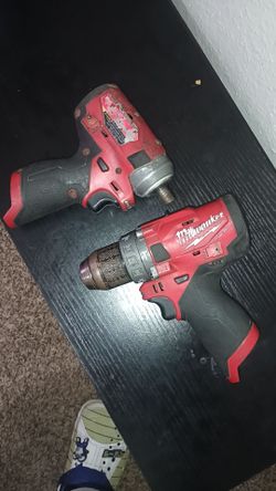 Milwaukee drill set