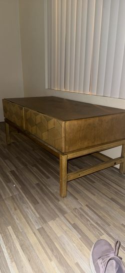 CHEAP VINTAGE RETRO COFFEE TABLE