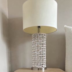 2 Tables Lamps 