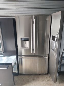 25 Cubic Foot Kenmore Water And Ice 30-day Guarantee Free Delivery Vancouver Area