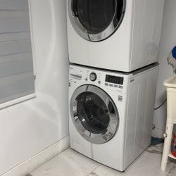 Lavadora Y Secadora  LG