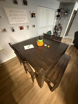 Dining room table