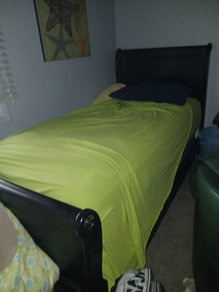 Twin Size Bed