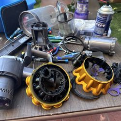 Dyson V10, V11, V15