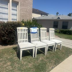 Free Chairs 