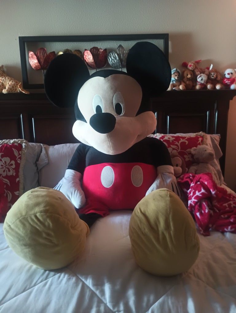 4' Mickey Mouse