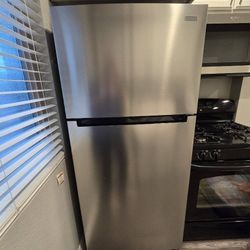 Refrigerator Almost New 